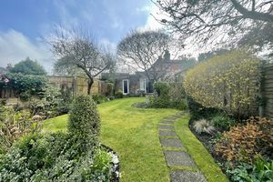 Photo 26- click for photo gallery